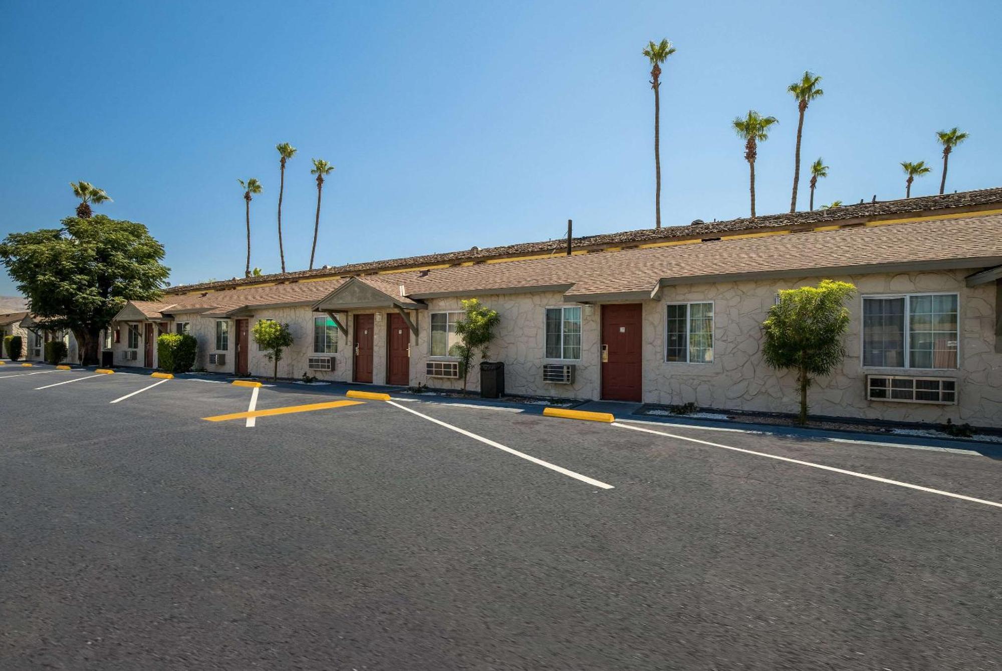 Rodeway Inn Near Coachella Indio Exterior foto