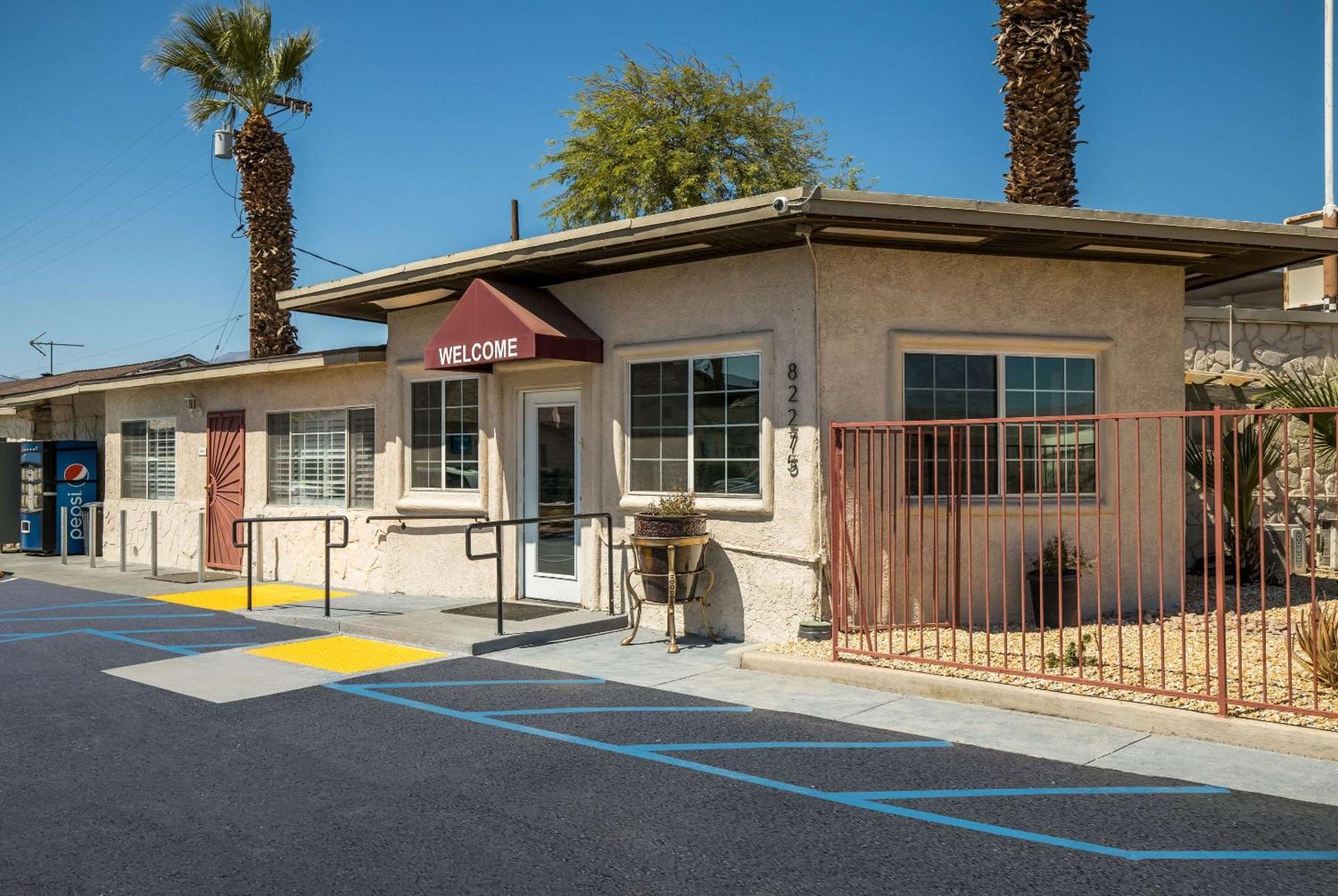 Rodeway Inn Near Coachella Indio Exterior foto